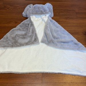 Pottery barn kids hooded baby elephant towel
